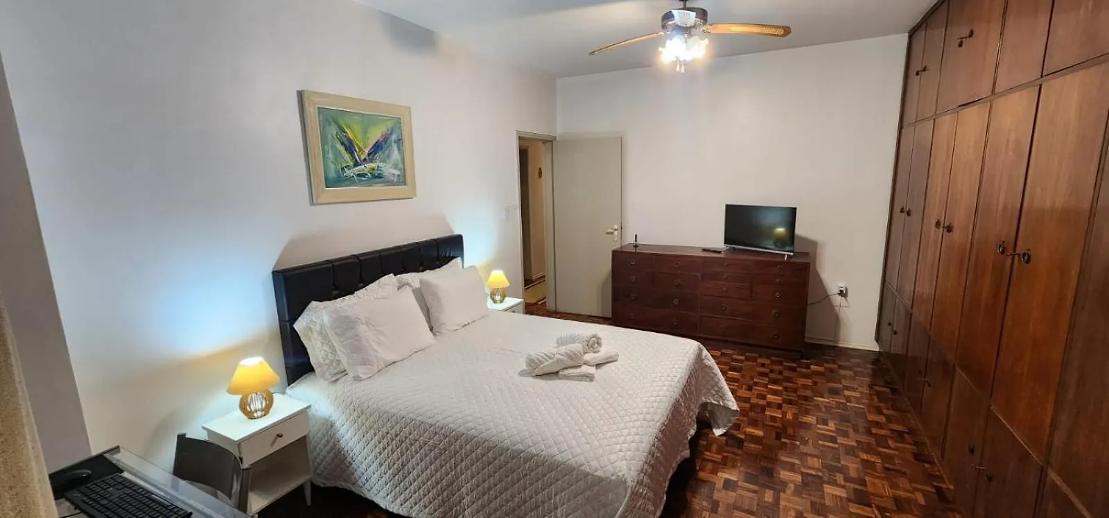Apartamento Inteiro Gigante Centro De Porto Alegre Santa Casa 200M Perto De Tudo