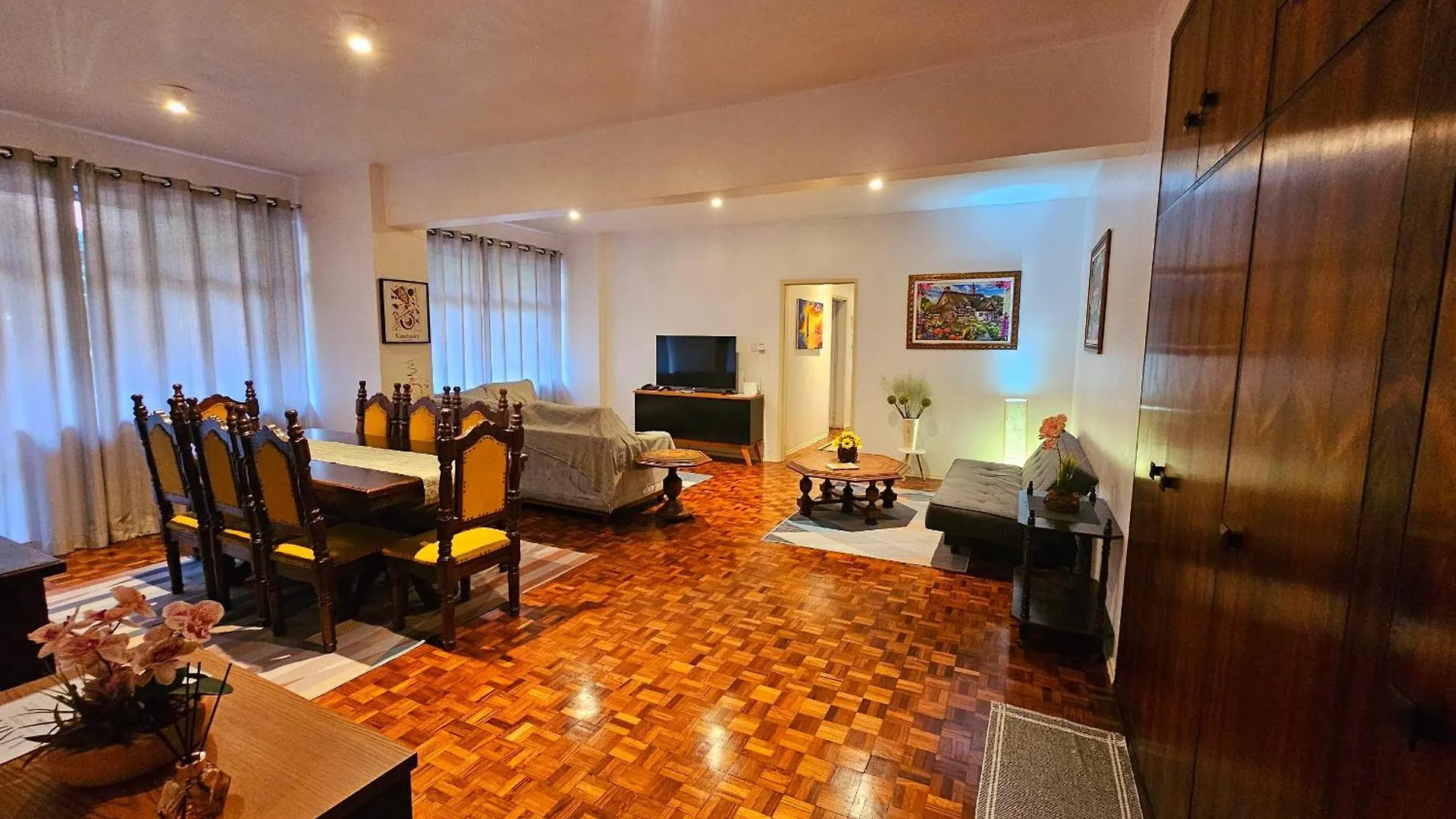 Apartamento Inteiro Gigante Centro De Porto Alegre Santa Casa 200M Perto De Tudo 0*,  Brazylia